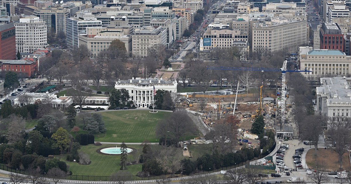 Selling a Seat Behind the Presidential Paywall